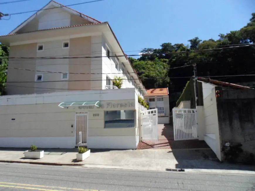Foto 1 de Casa de Condomínio com 3 Quartos para alugar, 121m² em Tijuca, Rio de Janeiro