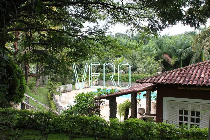 Foto 1 de Casa de Condomínio com 5 Quartos para alugar, 1515m² em Condomínio Nossa Fazenda, Esmeraldas