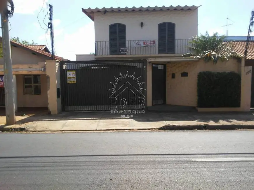 Foto 1 de Sobrado com 4 Quartos à venda, 275m² em Vila Velosa, Araraquara