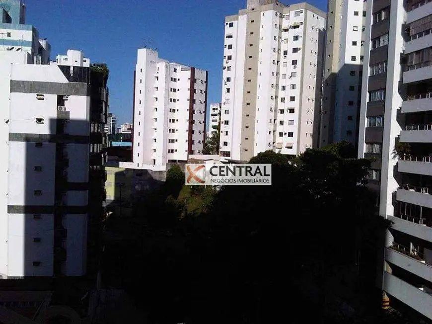 Foto 1 de Apartamento com 1 Quarto para alugar, 58m² em Candeal, Salvador