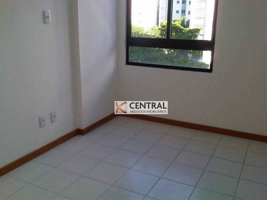 Foto 3 de Apartamento com 1 Quarto para alugar, 58m² em Candeal, Salvador