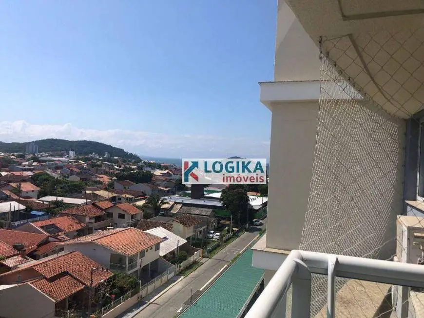 Foto 1 de Apartamento com 2 Quartos para alugar, 70m² em Praia de São Miguel, Penha