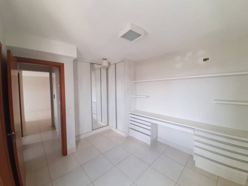 Foto 3 de Apartamento com 3 Quartos para alugar, 150m² em Patrimônio, Uberlândia