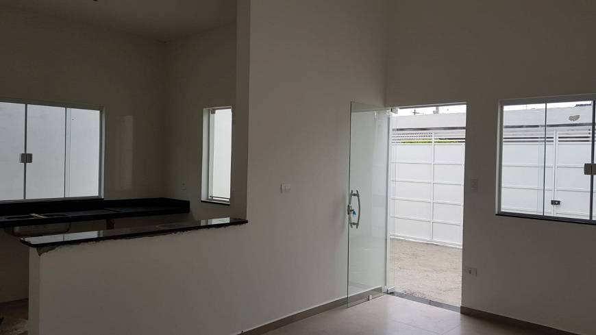 Foto 1 de Casa com 2 Quartos à venda, 69m² em Jardim Santa Marta, Salto