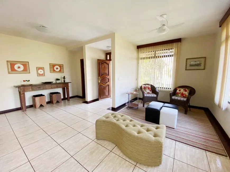Foto 5 de Casa com 4 Quartos para venda ou aluguel, 330m² em Jurerê Internacional, Florianópolis