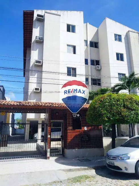 Foto 1 de Apartamento com 3 Quartos para venda ou aluguel, 105m² em Fátima, Fortaleza