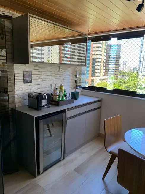 Foto 2 de Apartamento com 3 Quartos para alugar, 100m² em Loteamento Aquarius, Salvador