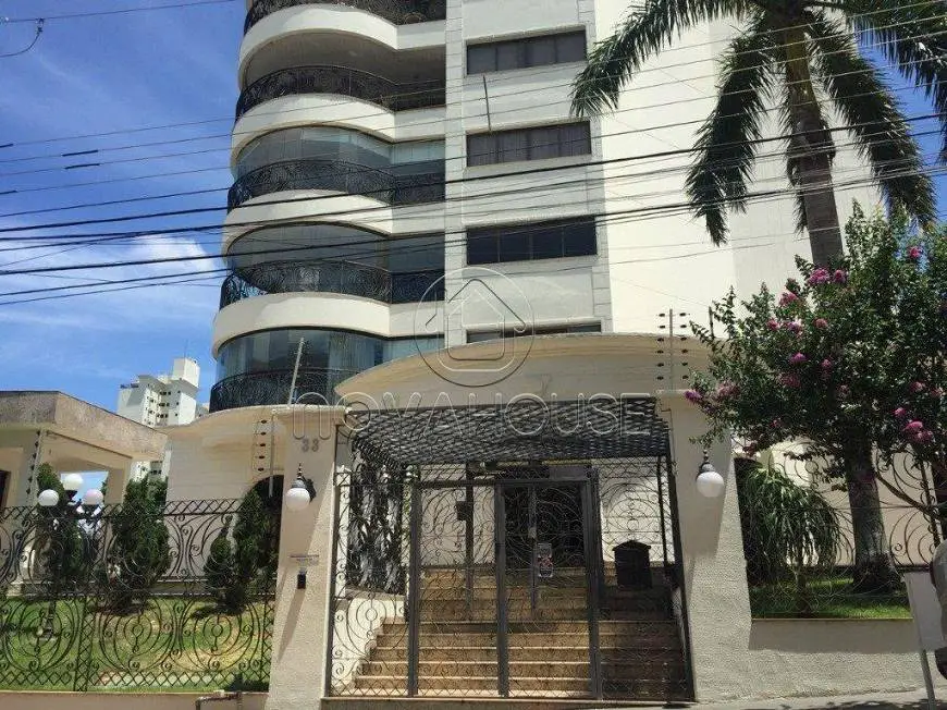 Foto 1 de Apartamento com 4 Quartos à venda, 340m² em Duque de Caxias II, Cuiabá