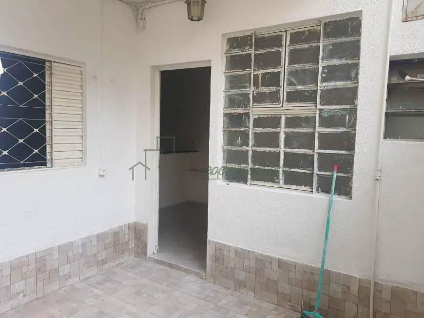 Foto 1 de Casa com 1 Quarto para alugar, 50m² em Carlos Prates, Belo Horizonte