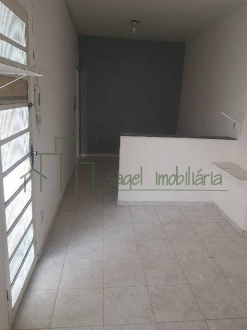 Foto 2 de Casa com 1 Quarto para alugar, 50m² em Carlos Prates, Belo Horizonte