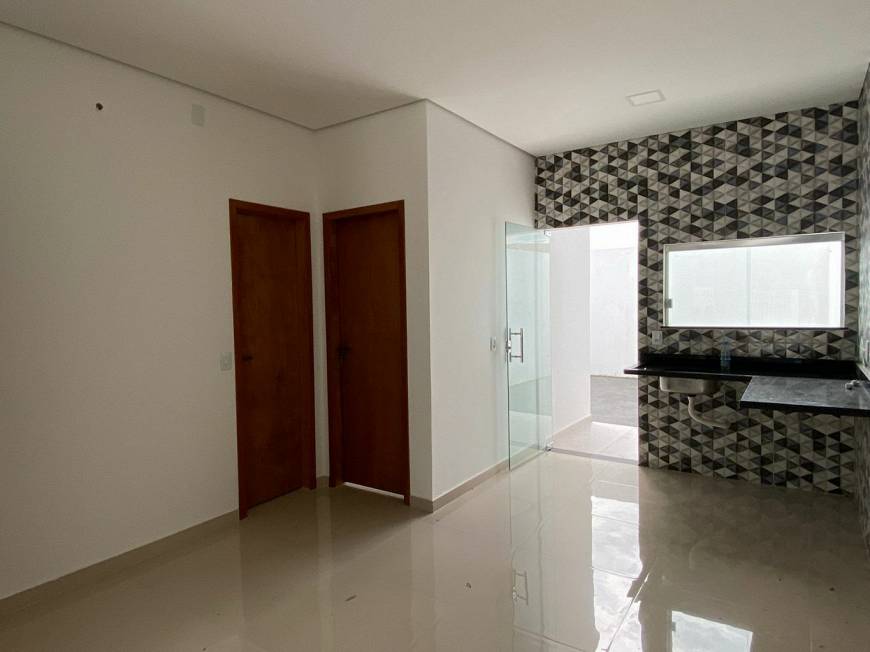Foto 3 de Casa com 2 Quartos à venda, 67m² em Flores, Manaus