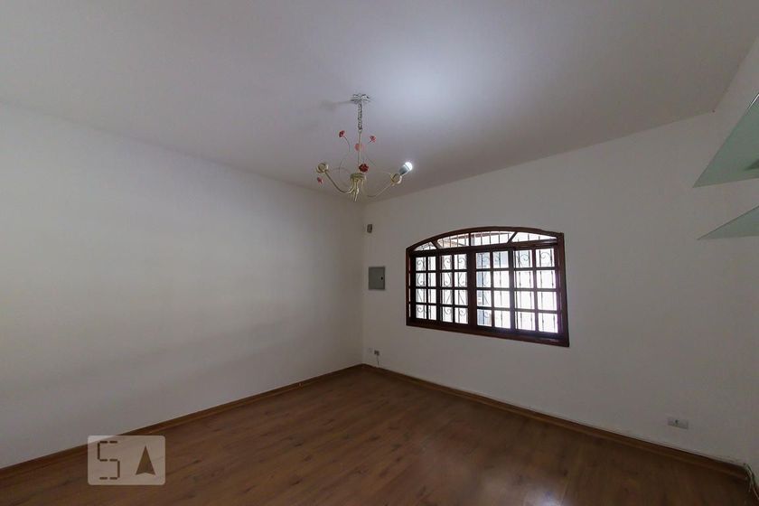 Foto 1 de Casa com 3 Quartos para alugar, 240m² em Vila Rosalia, Guarulhos