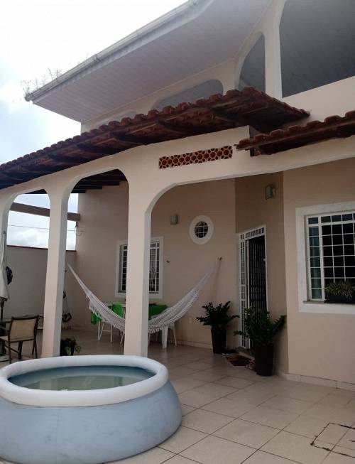 Foto 1 de Casa com 4 Quartos à venda, 95m² em Colônia Santo Antônio, Manaus