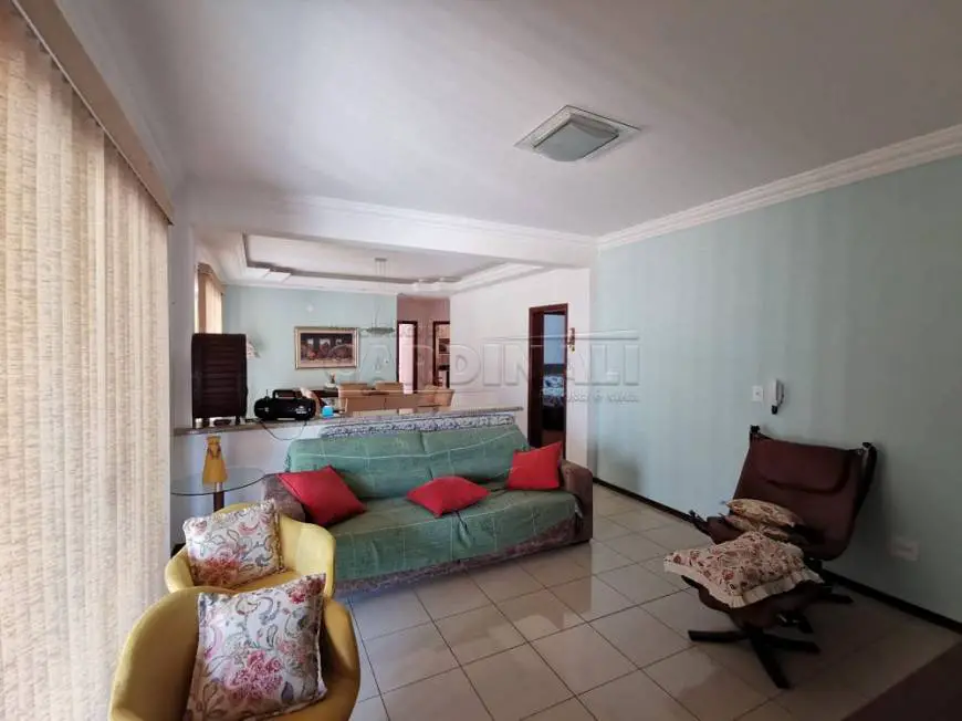Foto 2 de Casa de Condomínio com 3 Quartos para alugar, 323m² em Jardim dos Flamboyants, Araraquara