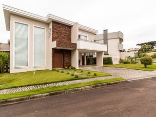 Foto 1 de Casa de Condomínio com 3 Quartos à venda, 282m² em Santa Felicidade, Curitiba