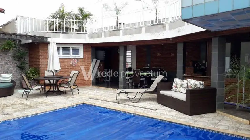 Foto 2 de Sobrado com 3 Quartos à venda, 299m² em Cidade Jardim, Campinas