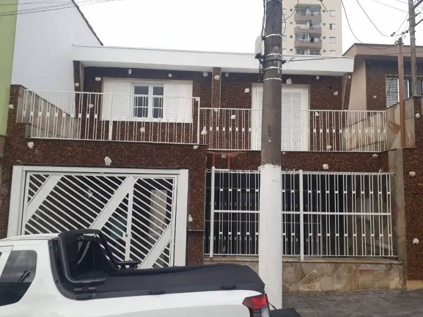 Foto 1 de Sobrado com 4 Quartos para alugar, 220m² em Vila Carrão, São Paulo