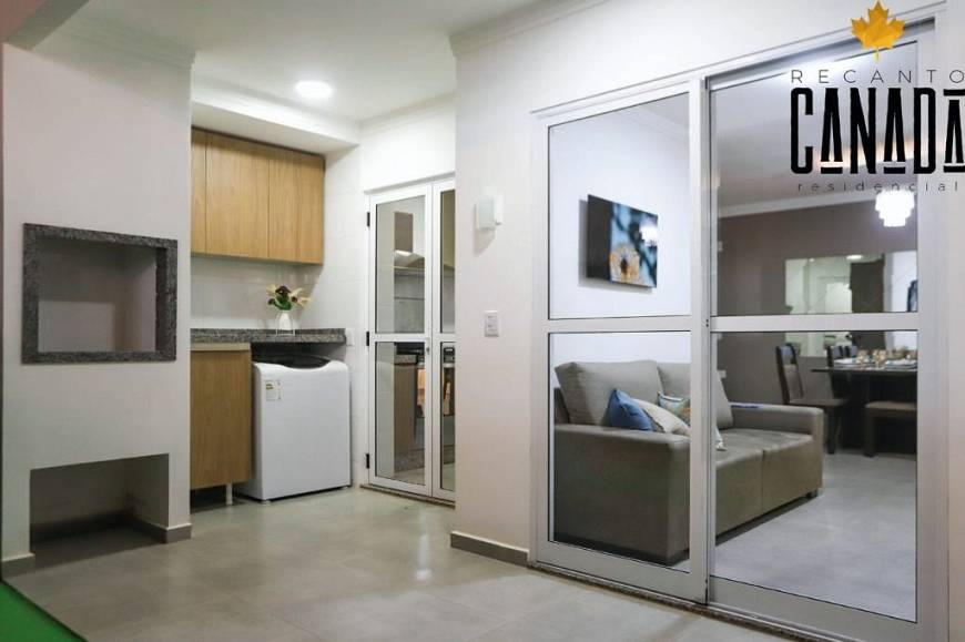 Foto 1 de Apartamento com 1 Quarto à venda, 63m² em Canadá, Cascavel