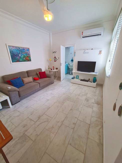 Foto 1 de Apartamento com 1 Quarto para alugar, 51m² em Leblon, Rio de Janeiro
