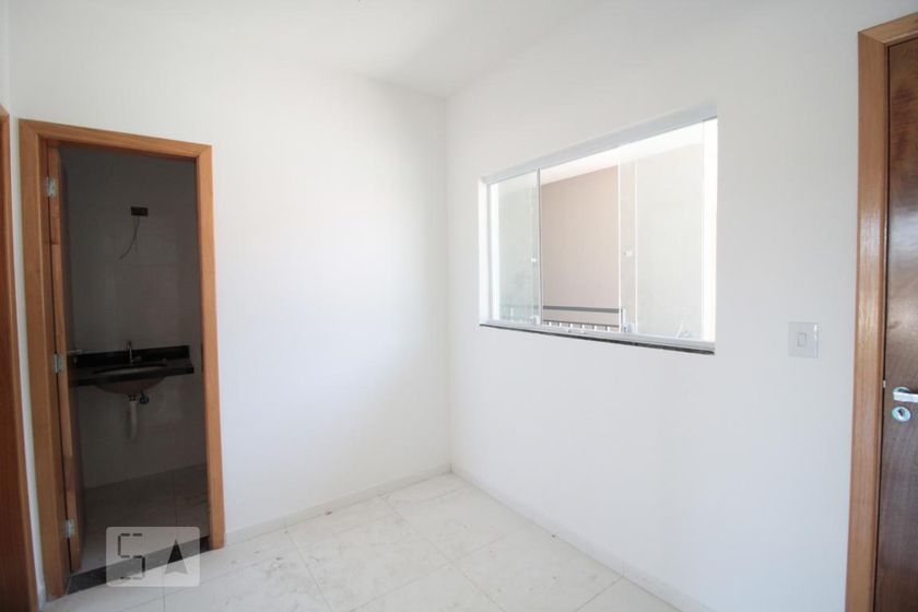 Foto 3 de Apartamento com 1 Quarto para alugar, 40m² em Vila Jacuí, São Paulo