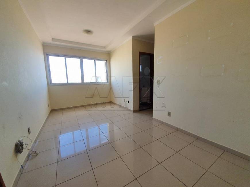 Foto 1 de Apartamento com 2 Quartos para alugar, 62m² em Jardim América, Bauru