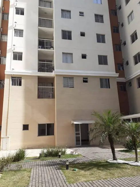 Foto 2 de Apartamento com 2 Quartos para alugar, 79m² em Lindóia, Curitiba