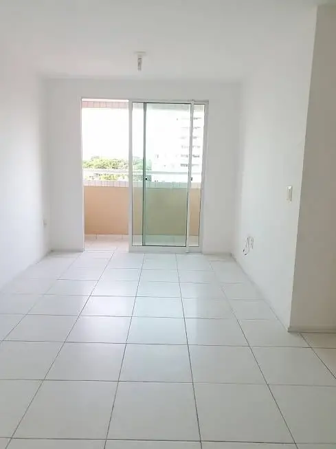 Foto 3 de Apartamento com 2 Quartos para alugar, 68m² em Parreão, Fortaleza