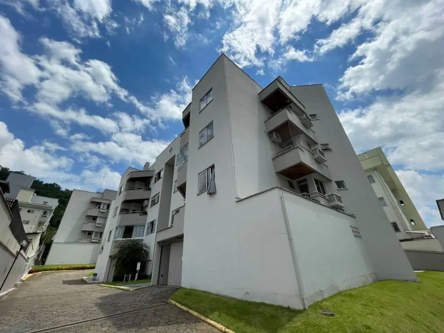 Foto 1 de Apartamento com 2 Quartos para alugar, 80m² em Vila Nova, Jaraguá do Sul
