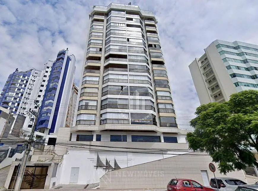 Foto 1 de Apartamento com 3 Quartos à venda, 132m² em Agronômica, Florianópolis