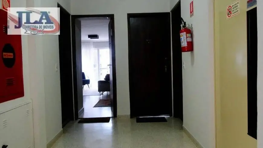 Foto 5 de Apartamento com 3 Quartos para alugar, 82m² em Cabral, Curitiba
