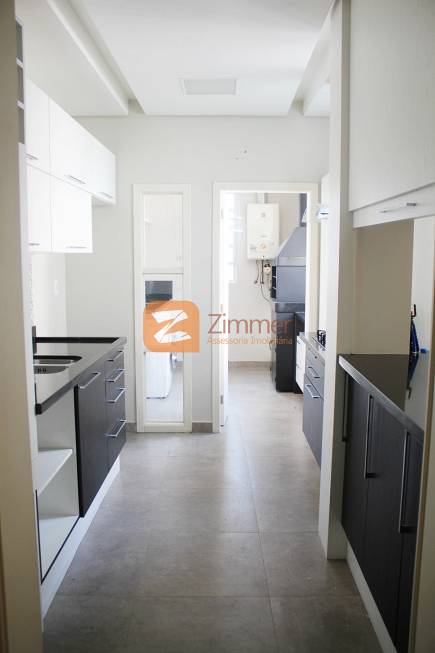 Foto 4 de Apartamento com 3 Quartos para alugar, 99m² em Santa Cecília, Porto Alegre