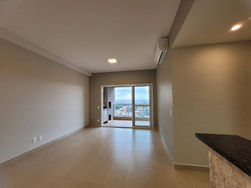 Foto 1 de Apartamento com 3 Quartos à venda, 97m² em Vila Cristovam, Limeira