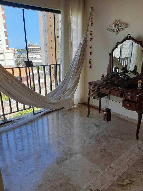 Foto 3 de Apartamento com 4 Quartos à venda, 198m² em Barra, Salvador