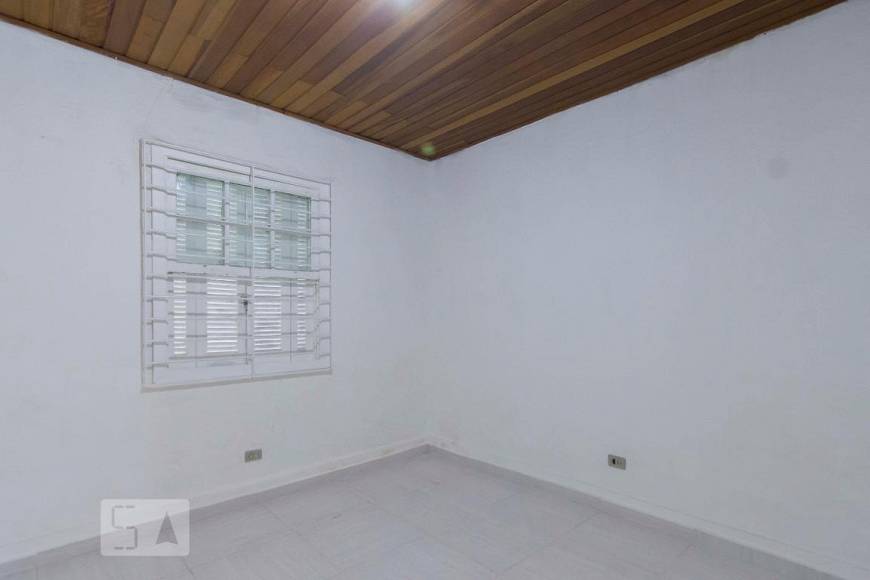 Foto 3 de Casa com 1 Quarto para alugar, 40m² em Piqueri, São Paulo