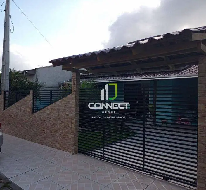 Foto 1 de Casa com 2 Quartos à venda, 115m² em Espinheiros, Itajaí