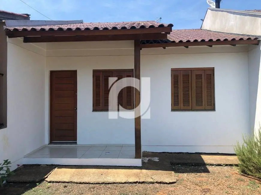 Foto 1 de Casa com 2 Quartos para alugar, 60m² em Morada do Sol, Portão