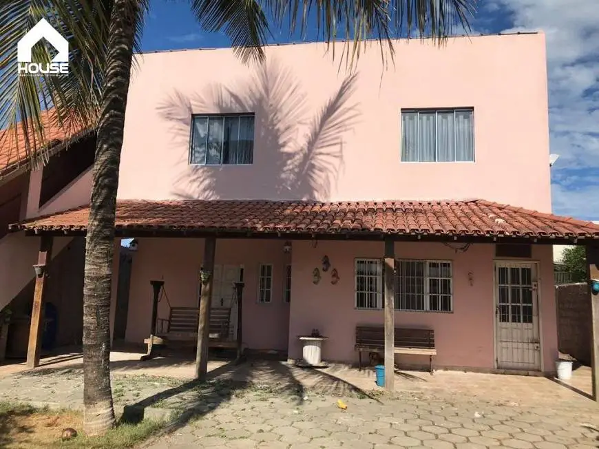 Foto 2 de Casa com 3 Quartos à venda, 240m² em Centro, Guarapari