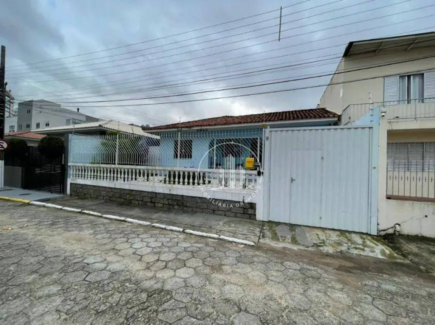 Foto 3 de Casa com 7 Quartos à venda, 280m² em Campinas, São José