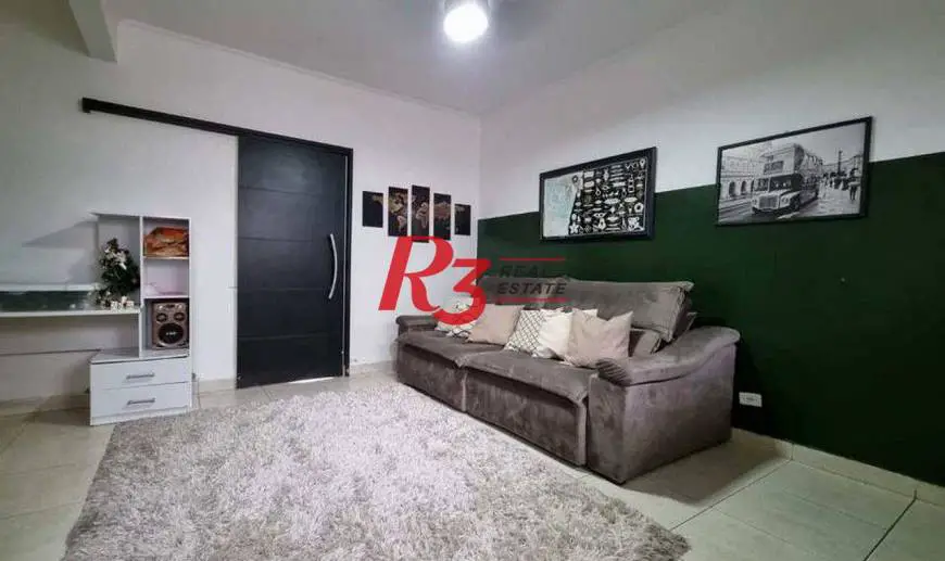 Foto 1 de Casa de Condomínio com 2 Quartos para alugar, 100m² em Boqueirão, Santos