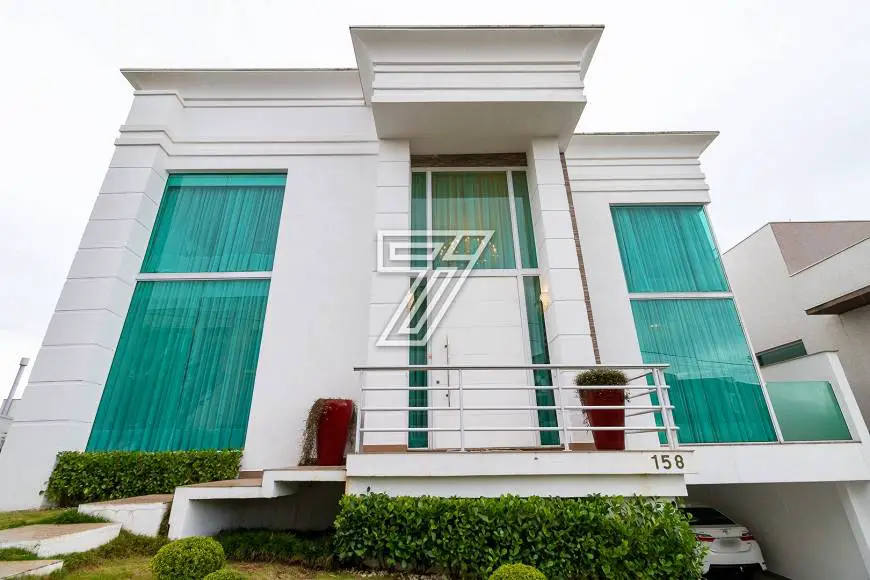 Foto 1 de Casa de Condomínio com 4 Quartos à venda, 500m² em Santa Felicidade, Curitiba