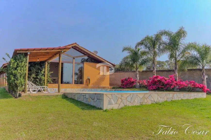 Foto 1 de Chácara com 4 Quartos à venda, 220m² em Area Rural de Sao Jose dos Pinhais, São José dos Pinhais