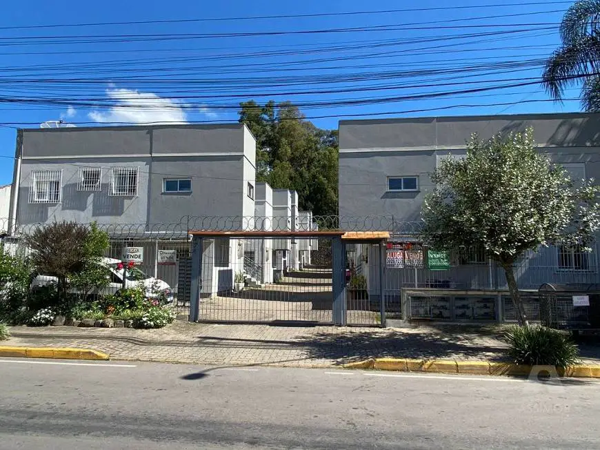 Foto 1 de Sobrado com 2 Quartos à venda, 51m² em Esplanada, Caxias do Sul