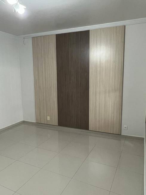 Foto 4 de Sobrado com 3 Quartos à venda, 200m² em Porto, Cuiabá