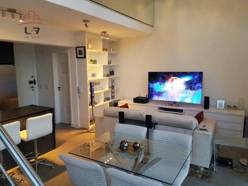 Foto 2 de Apartamento com 1 Quarto à venda, 66m² em Bigorrilho, Curitiba
