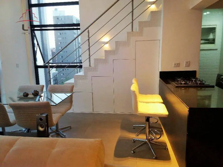 Foto 5 de Apartamento com 1 Quarto à venda, 66m² em Bigorrilho, Curitiba