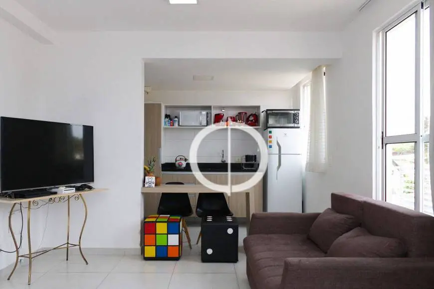 Foto 2 de Apartamento com 1 Quarto à venda, 29m² em Jardim das Américas, Curitiba