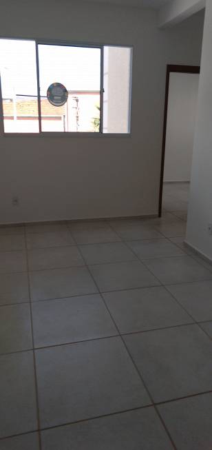 Foto 3 de Apartamento com 2 Quartos para alugar, 42m² em Dendê, Fortaleza