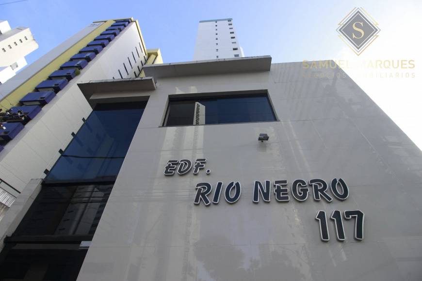 Foto 1 de Apartamento com 2 Quartos à venda, 78m² em Madalena, Recife