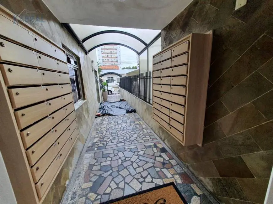 Foto 4 de Apartamento com 3 Quartos para alugar, 94m² em Barreiros, São José