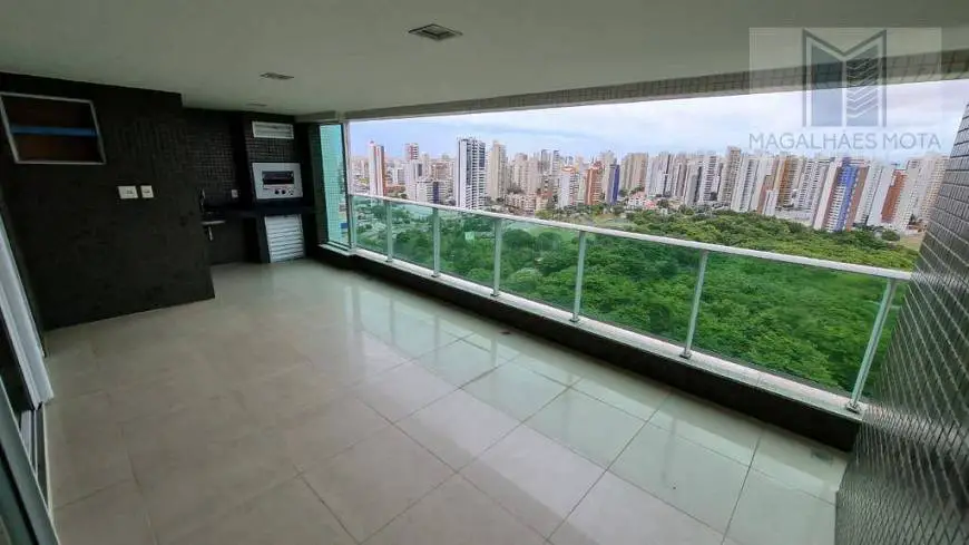 Foto 1 de Apartamento com 3 Quartos à venda, 233m² em Cocó, Fortaleza